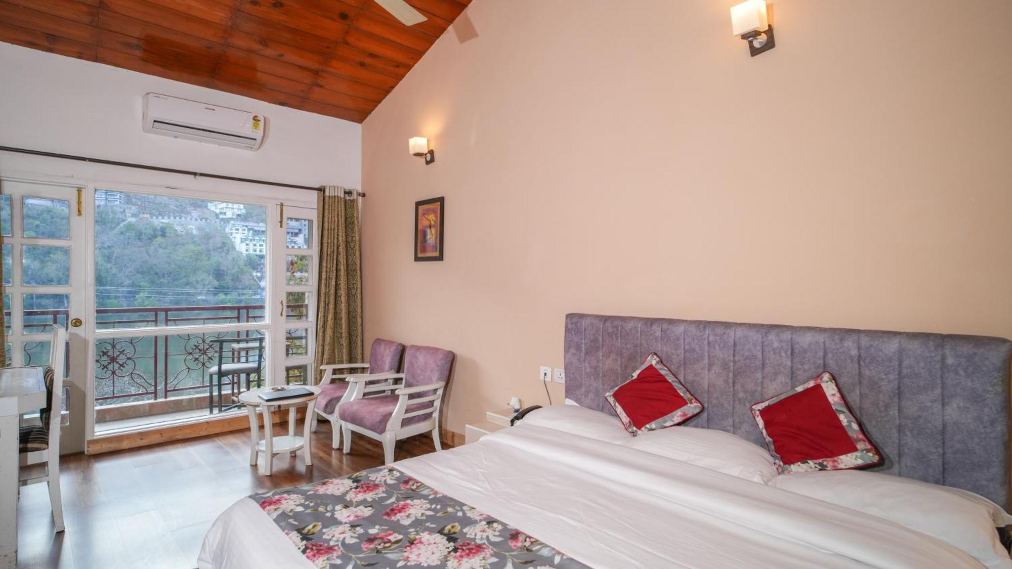 Neelesh Inn- A Luxury Lake View Hotel- 20 Kms From Nainital Bhīm Tāl Zewnętrze zdjęcie